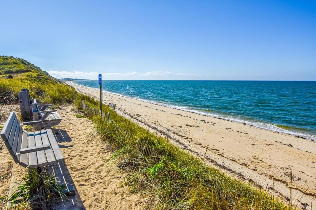 12216 - Beautiful Views Of Cape Cod Bay Access To Private Beach Easy Access To P-Town Truro Exteriér fotografie